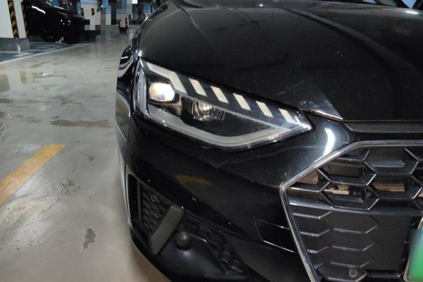 Audi A4L 2022, 66700 км, за 21037 USD - фото 7