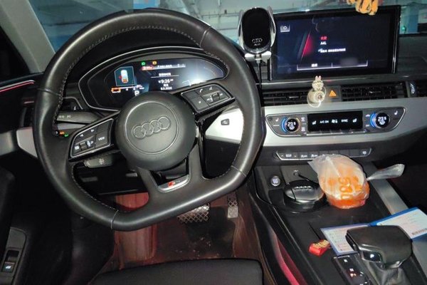 Audi A4L 2022, 66700 км, за 21037 USD - фото 9