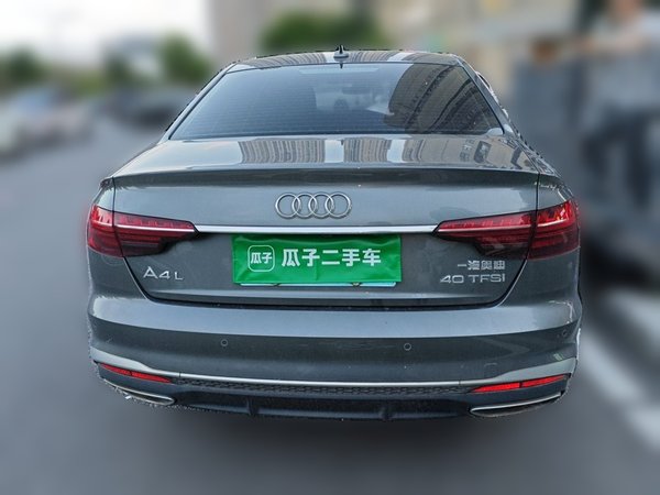 Audi A4L 2022, 108699 км, за 18700 USD