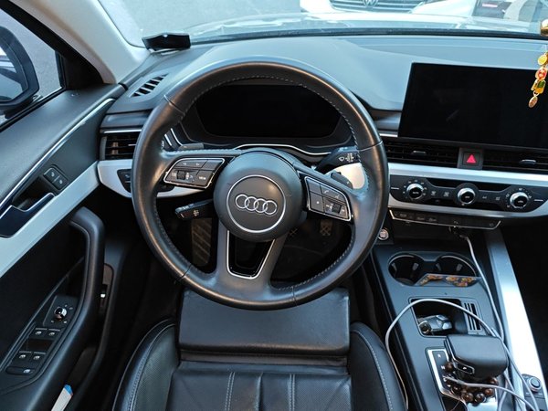 Audi A4L 2022, 108699 км, за 18700 USD - фото 11