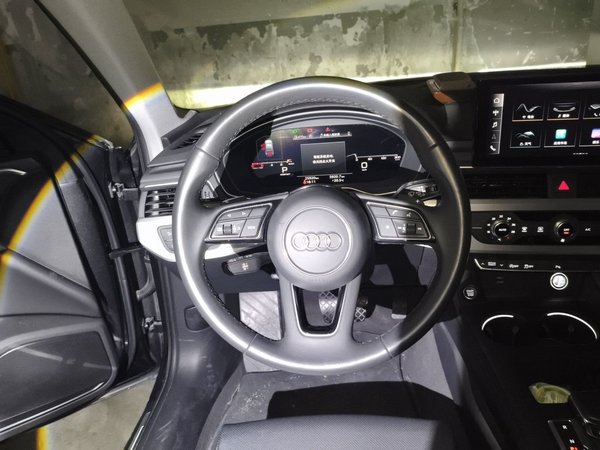 Audi A4L 2022, 25900 км, за 21135 USD - фото 11