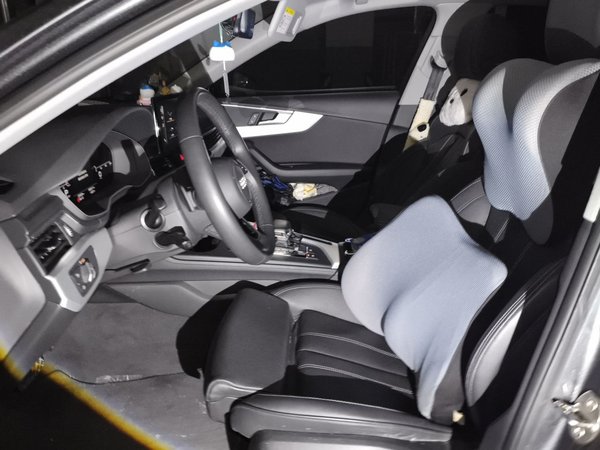 Audi A4L 2022, 25900 км, за 21135 USD - фото 16
