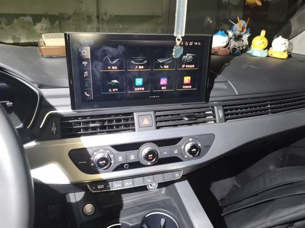 Audi A4L 2022, 25900 км, за 21135 USD - фото 14