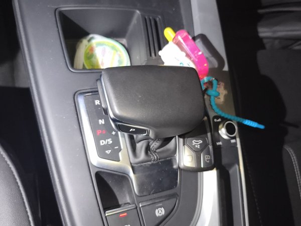 Audi A4L 2022, 25900 км, за 21135 USD - фото 15