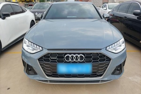 Audi A4L 2022, 35900 км, за 28096 USD