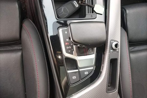 Audi A4L 2022, 35900 км, за 28096 USD - фото 21
