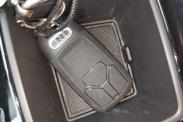 Audi A4L 2022, 35900 км, за 28096 USD - фото 28