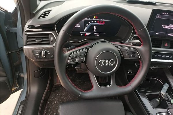 Audi A4L 2022, 35900 км, за 28096 USD - фото 18
