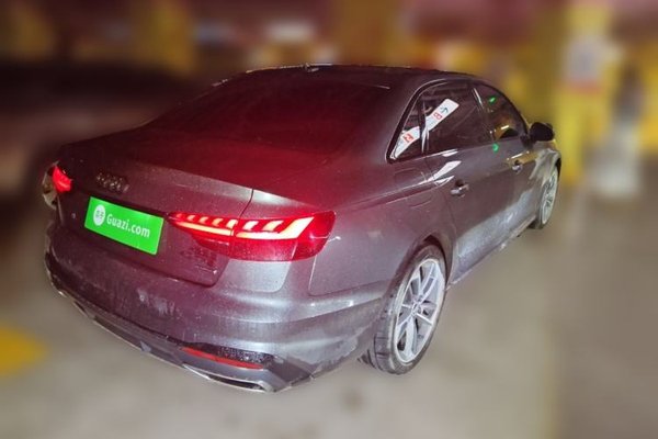Audi A4L 2022, 63800 км, за 23906 USD - фото 6