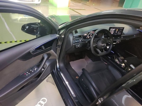 Audi A4L 2022, 79900 км, за 26402 USD - фото 10