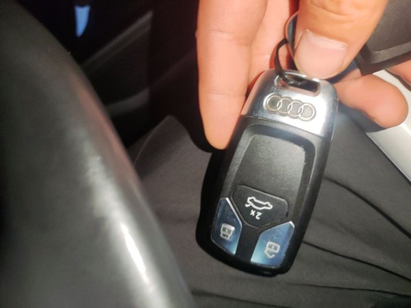 Audi A4L 2022, 79900 км, за 26402 USD