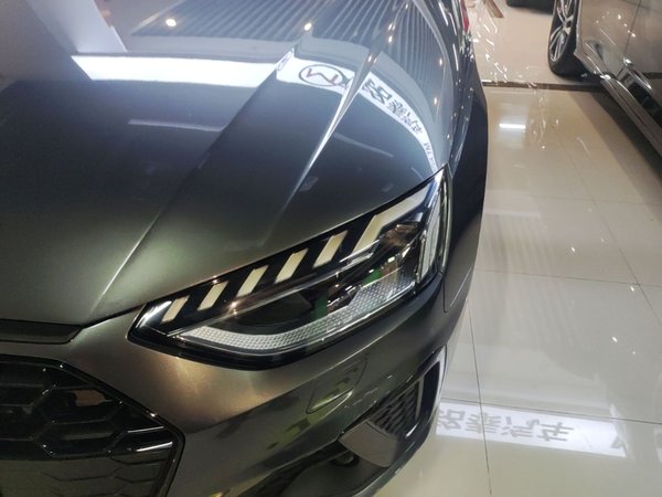 Audi A4L 2022, 79900 км, за 26402 USD - фото 22