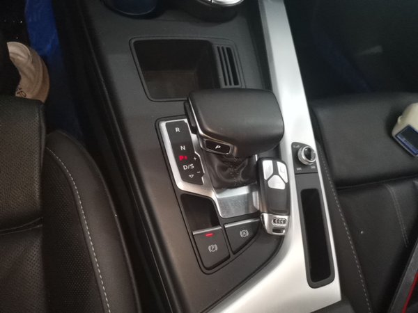Audi A4L 2022, 90700 км, за 21960 USD - фото 17