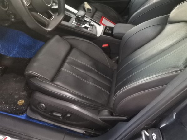 Audi A4L 2022, 90700 км, за 21960 USD - фото 18