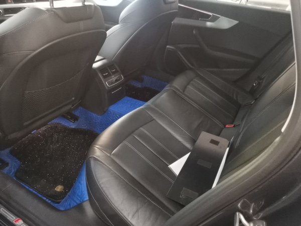 Audi A4L 2022, 90700 км, за 21960 USD - фото 20