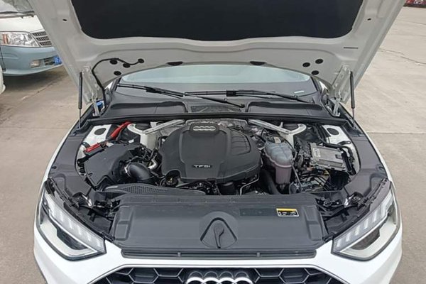 Audi A4L 2022, 123600 км, за 20594 USD - фото 24