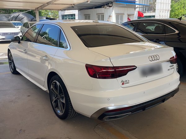 Audi A4L 2022, 40600 км, за 25246 USD - фото 6