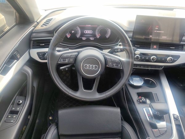 Audi A4L 2022, 52600 км, за 18825 USD - фото 11