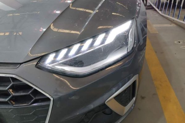 Audi A4L 2023, 21500 км, за 23612 USD - фото 8