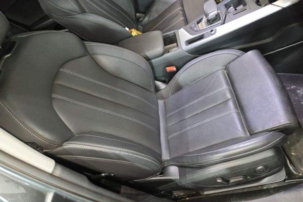 Audi A4L 2023, 21500 км, за 23612 USD - фото 19
