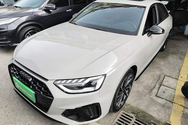 Audi A4L · 2023 год