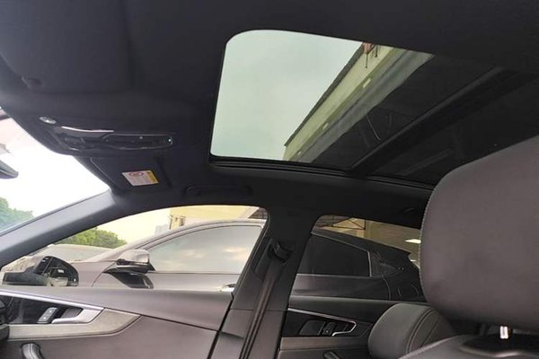 Audi A4L 2023, 53400 км, за 24921 USD - фото 15