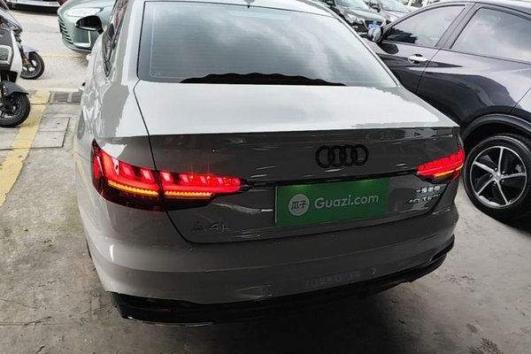 Audi A4L 2023, 53400 км, за 24921 USD - фото 21