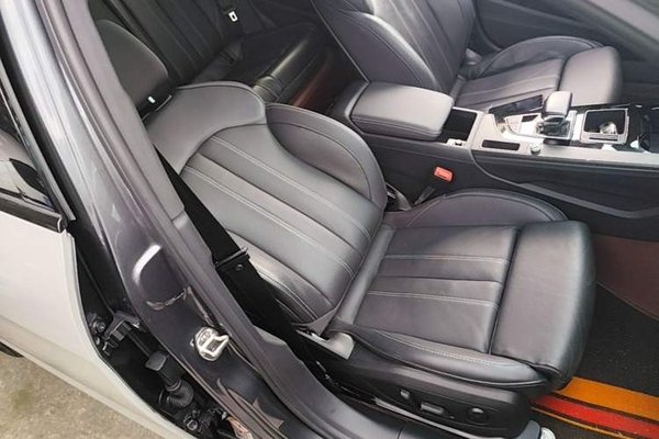 Audi A4L 2023, 53400 км, за 24921 USD - фото 17