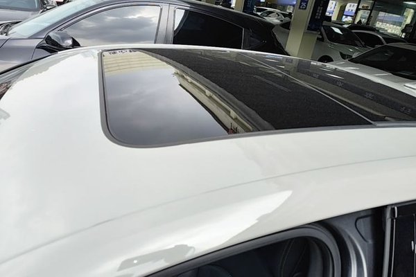 Audi A4L 2023, 53400 км, за 24921 USD
