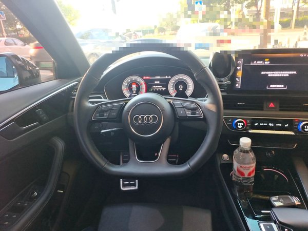 Audi A4L 2023, 32400 км, за 28663 USD - фото 11
