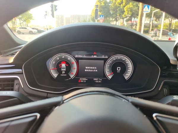 Audi A4L 2023, 32400 км, за 28663 USD - фото 12