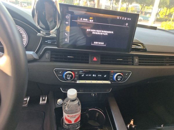 Audi A4L 2023, 32400 км, за 28663 USD - фото 14