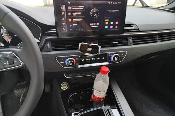Audi A4L 2023, 34900 км, за 25279 USD - фото 14