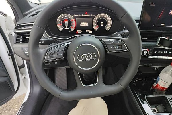 Audi A4L 2023, 34900 км, за 25279 USD - фото 26
