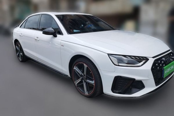 Audi A4L 2024, 14800 км, за 26421 USD