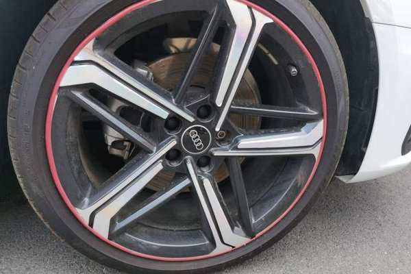 Audi A4L 2024, 14800 км, за 26421 USD - фото 8