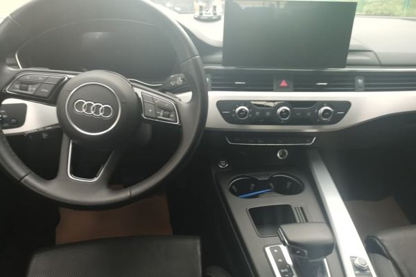Audi A4L 2024, 87100 км, за 20900 USD - фото 9