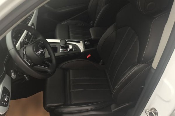 Audi A4L 2024, 87100 км, за 20900 USD - фото 15