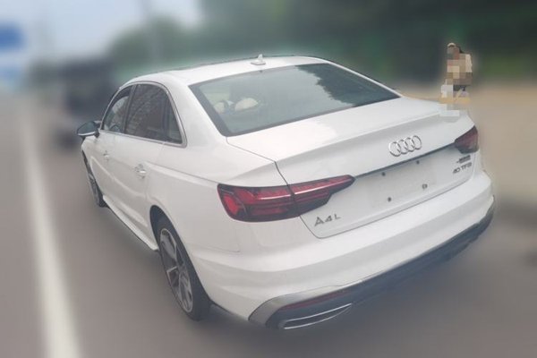 Audi A4L 2024, 87100 км, за 20900 USD