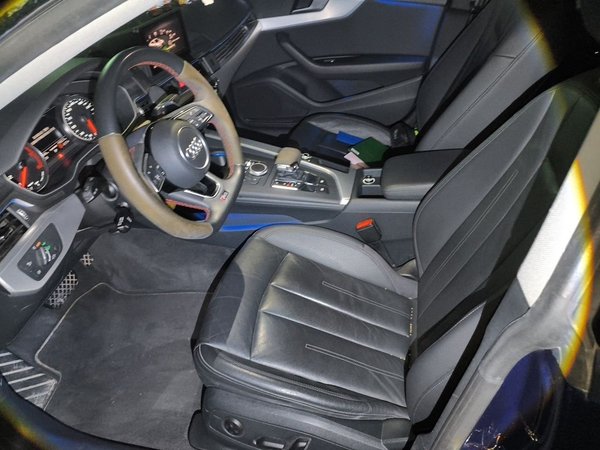 Audi A5 2019, 81300 км, за 19421 USD - фото 16