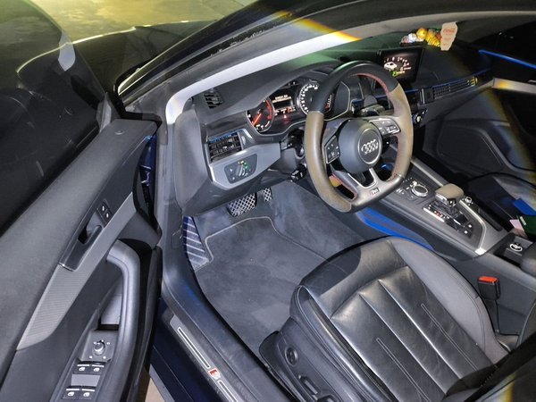Audi A5 2019, 81300 км, за 19421 USD - фото 17