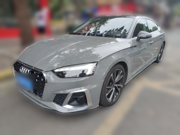 Audi A5 · 2021 год