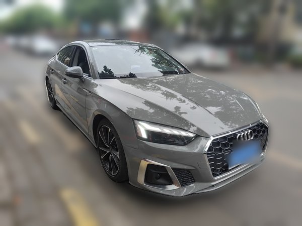 Audi A5 2021, 42900 км, за 30688 USD