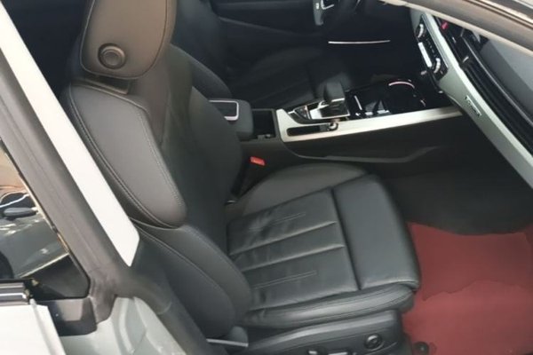 Audi A5 2022, 49700 км, за 31900 USD - фото 19