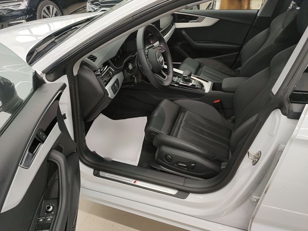 Audi A5 2024, 2000 км, за 36523 USD - фото 19