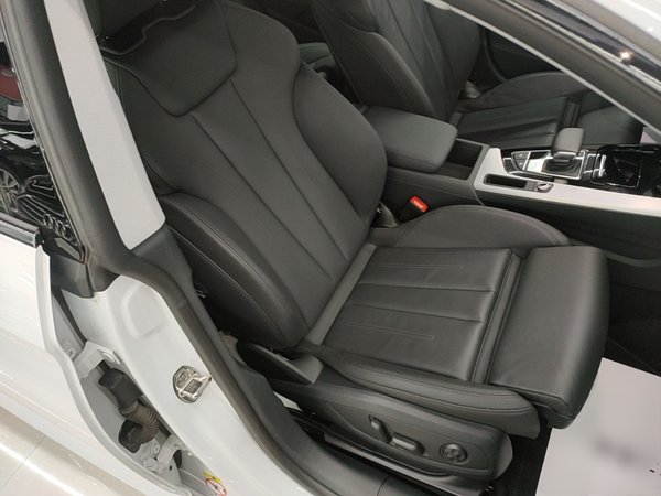 Audi A5 2024, 2000 км, за 36523 USD - фото 23