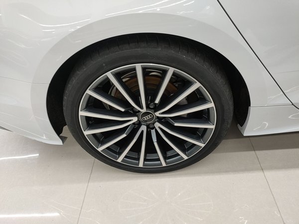 Audi A5 2024, 2000 км, за 36523 USD - фото 10