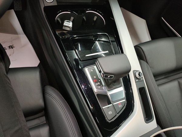 Audi A5 2024, 2000 км, за 36523 USD - фото 17