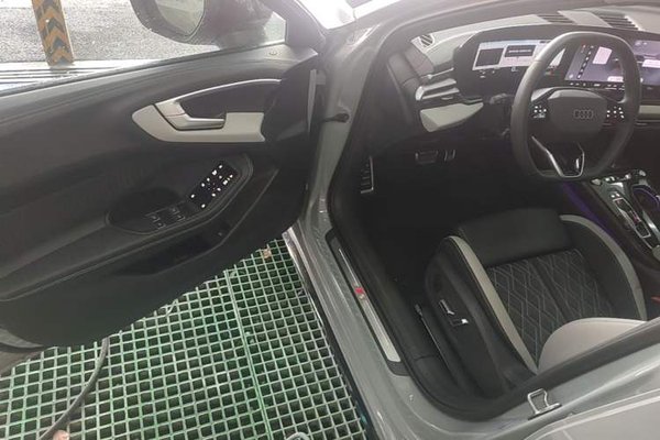 Audi A5L 2026, 4500 км, за 50740 USD - фото 18