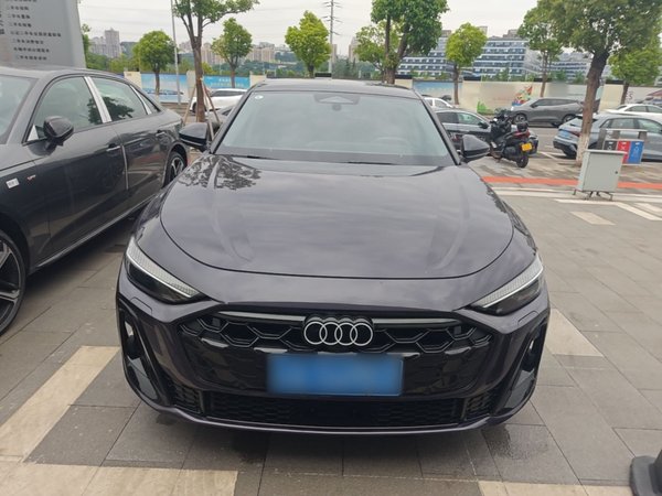 Audi A5L 2026, 8000 км, за 36853 USD